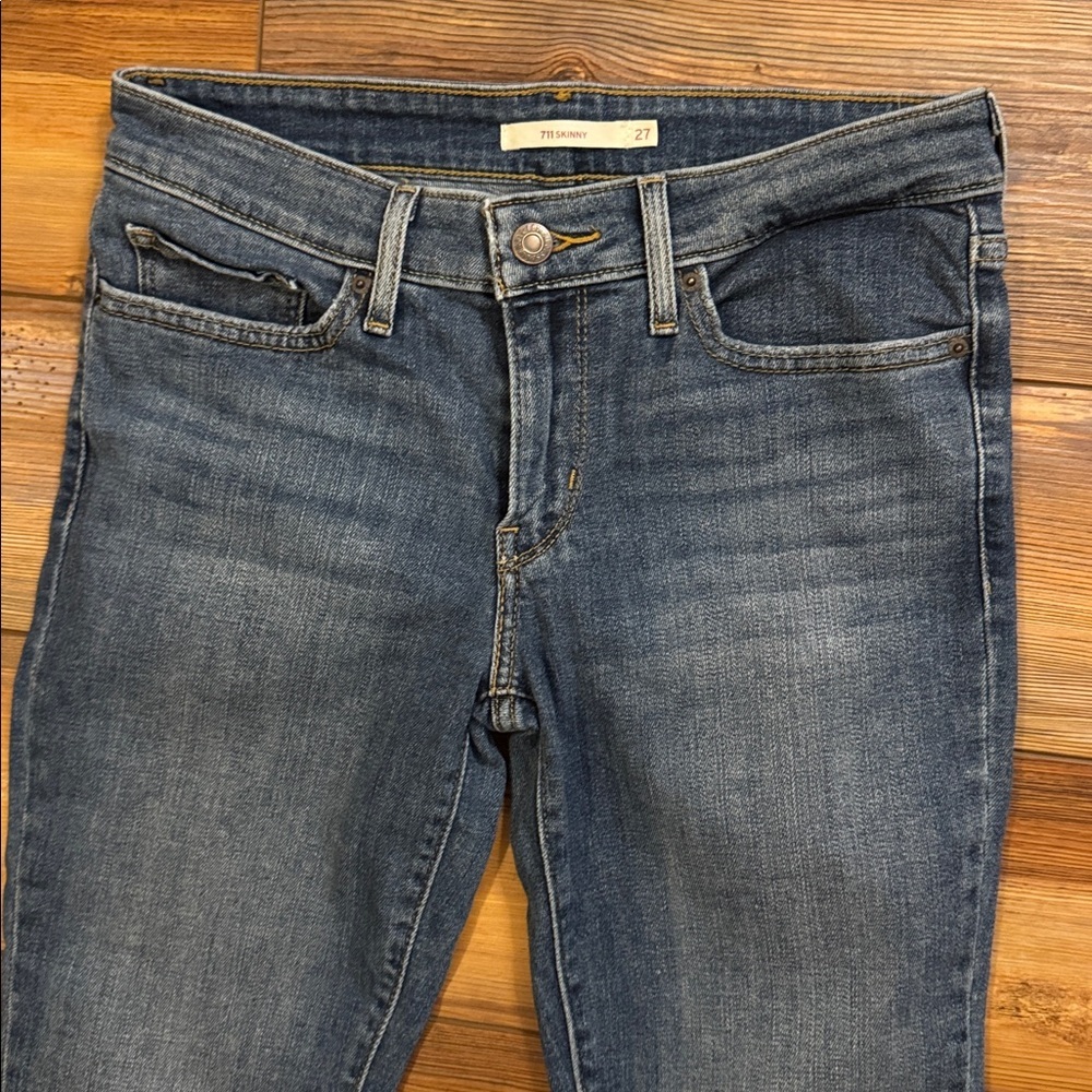 Levi’s 711 Skinny crop 27 - Picture 2 of 7